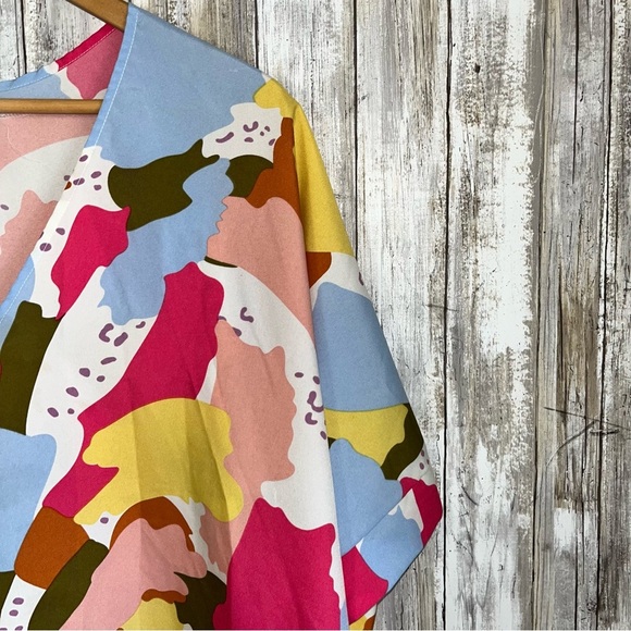 Jodifl Help You Out Fuchsia Pink Abstract Blouse - Picture 3 of 6